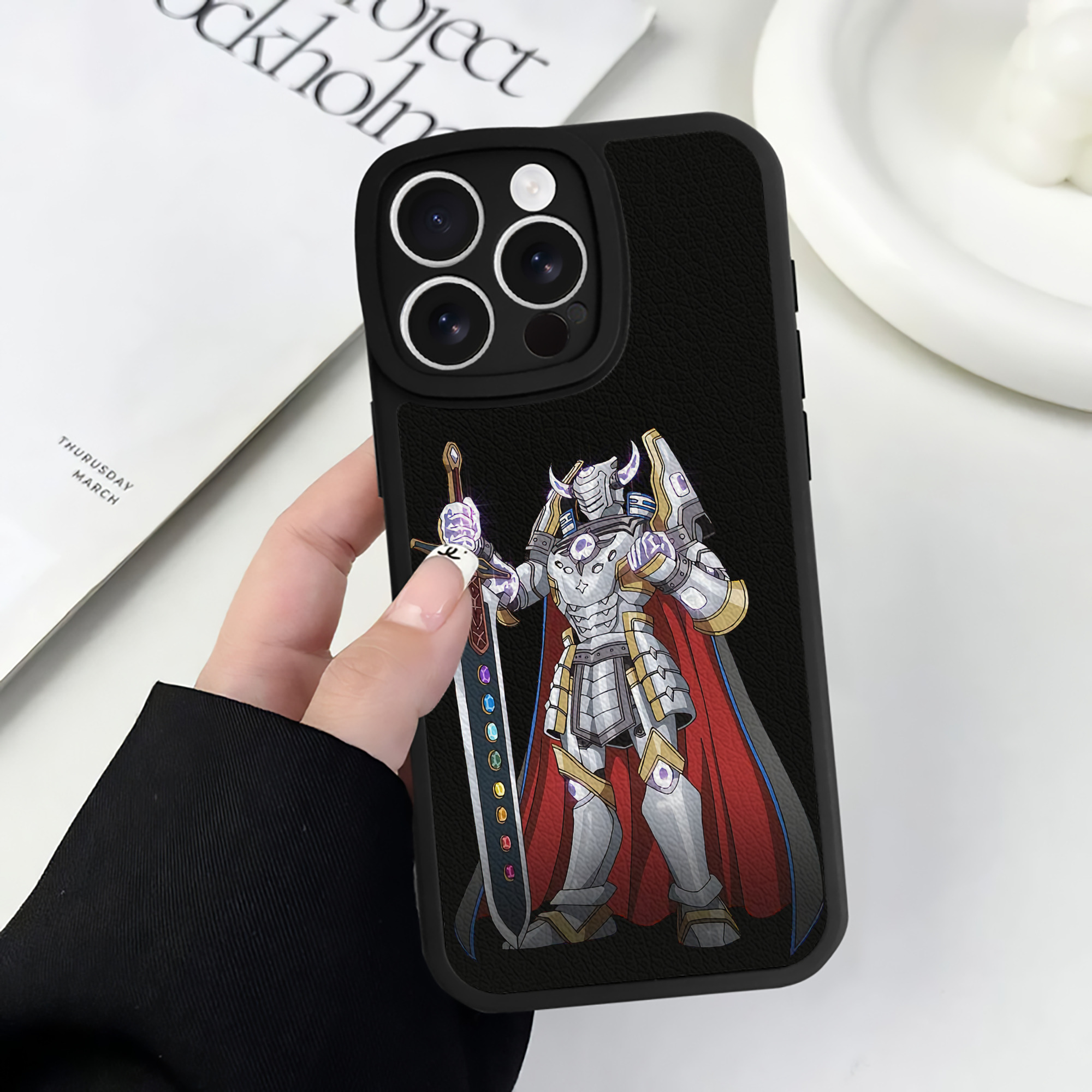 遊☆戯☆王 Yu-Gi-Oh! 【iPhone 16シリーズ対応】シリコンスマホケース（レザー調） 材質：シリコン